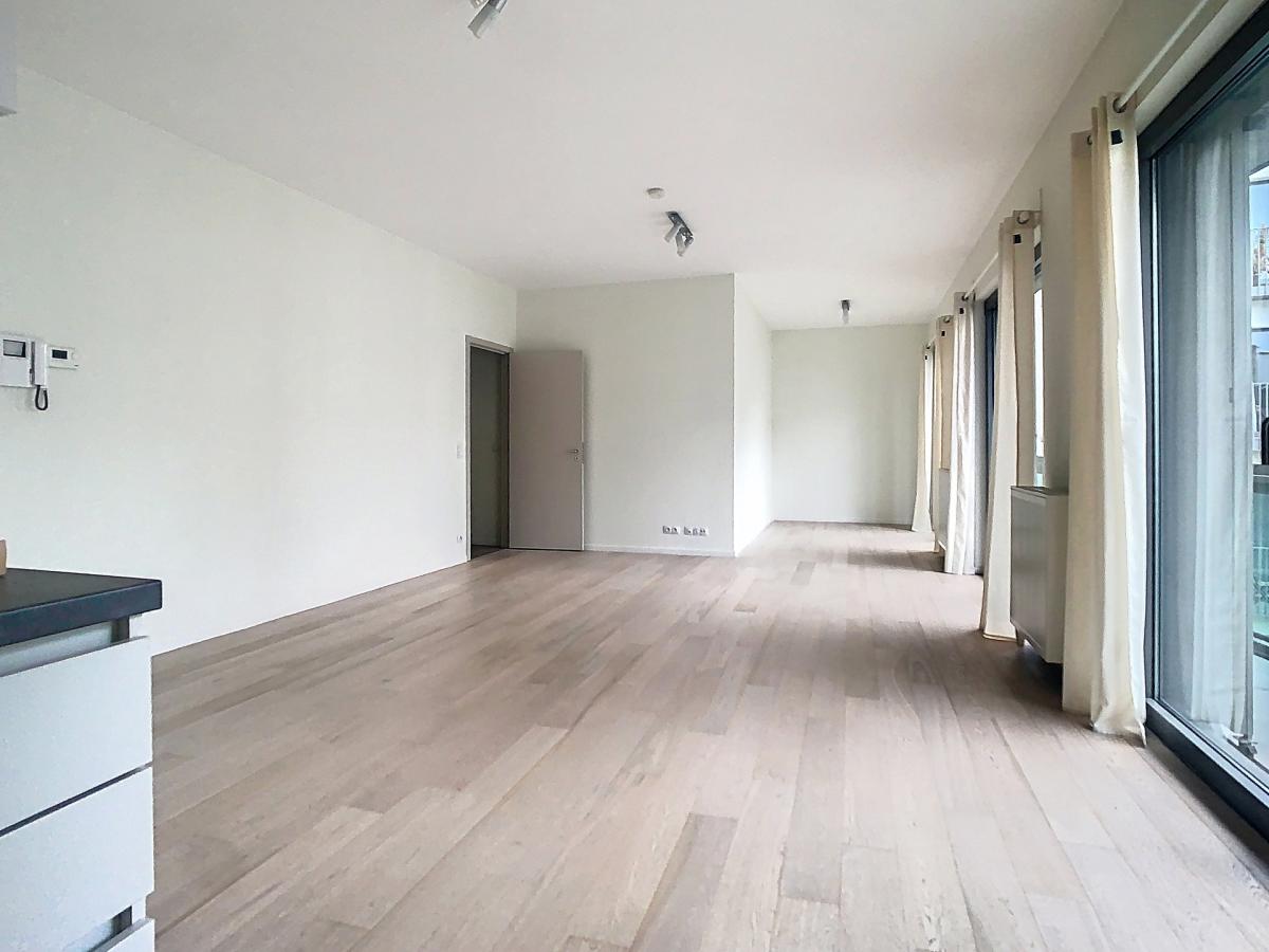 Centre-Ville : Superbe appartement 2 chambres + terrasse 