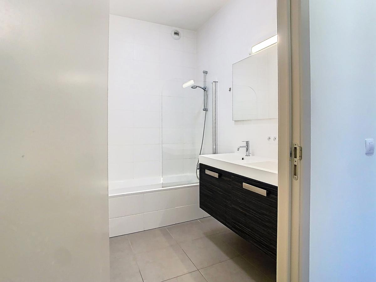 Centre-Ville : Superbe appartement 2 chambres + terrasse 