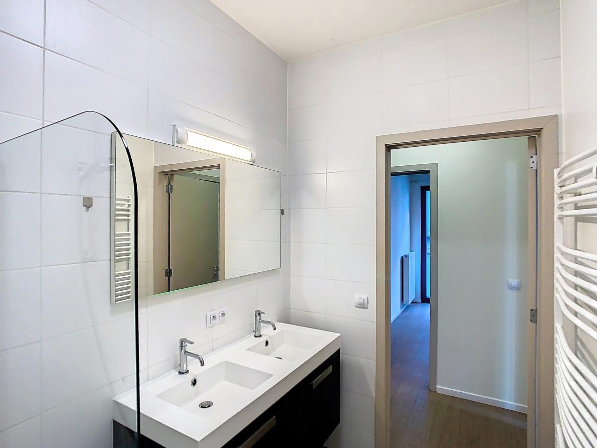 Centre-Ville : Superbe appartement 2 chambres + terrasse 