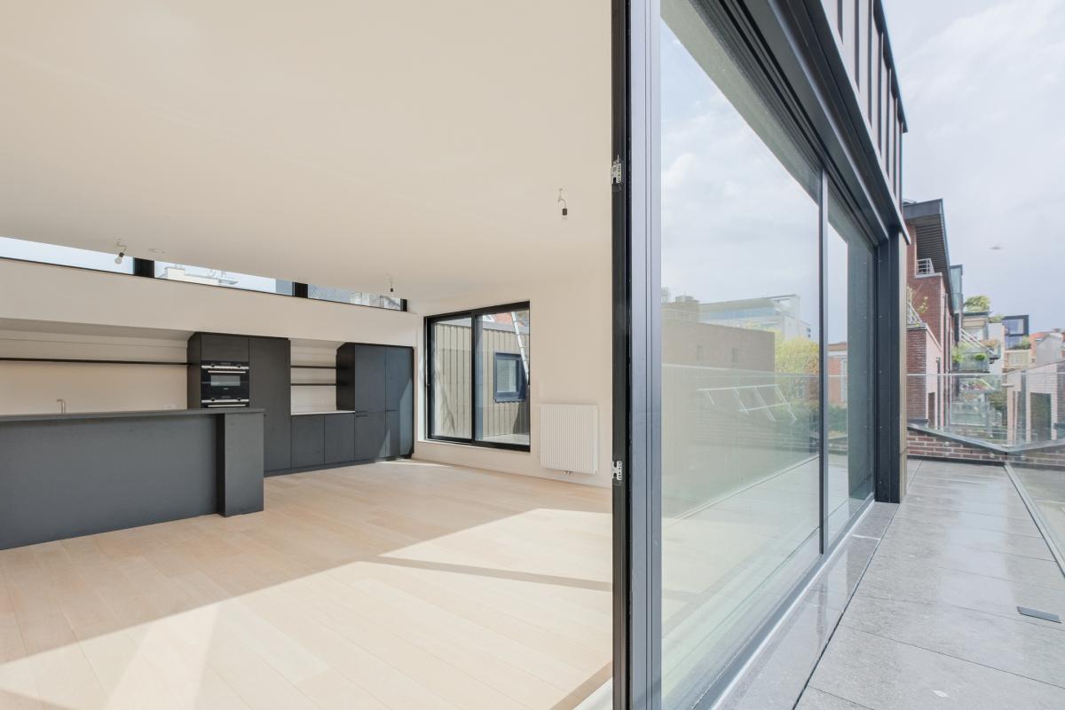 Petit Sablon / Penthouse neuf ±204m² 3ch, terrasse