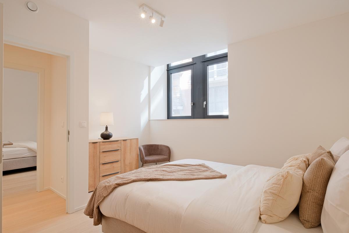Petit Sablon / Magnifique Rez ±145m², 3ch, terrasse 15m²