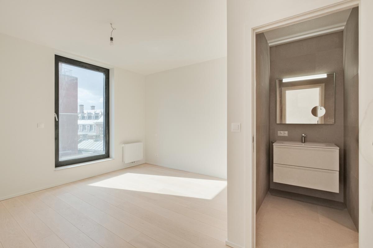 Petit Sablon / Penthouse neuf ±204m² 3ch.