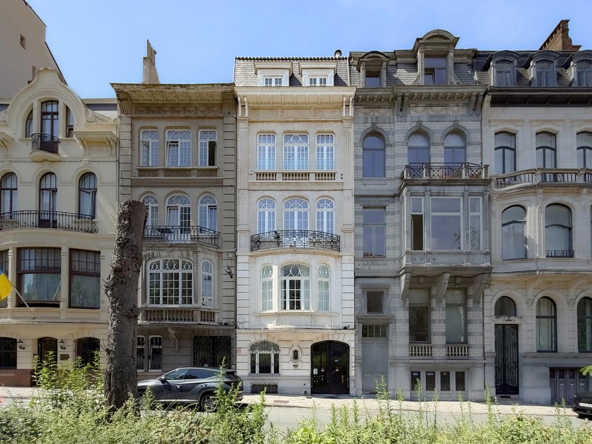 Avenue Lepoutre : superbe arrière maison 3 chambres + jardin