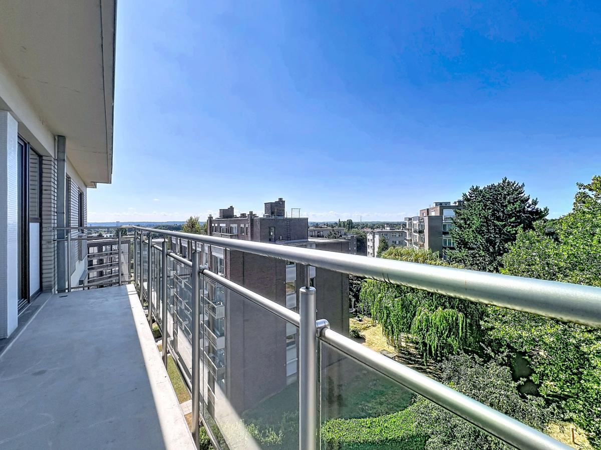 Lumineux appartement 3 chambres avec terrasse