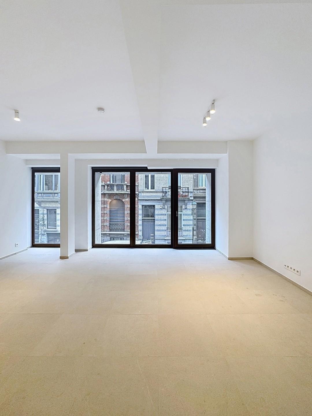 JOURDAN : Bel appartement neuf 2 CH 
