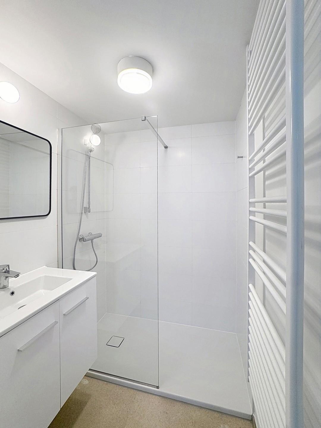JOURDAN : Bel appartement neuf 2 CH 