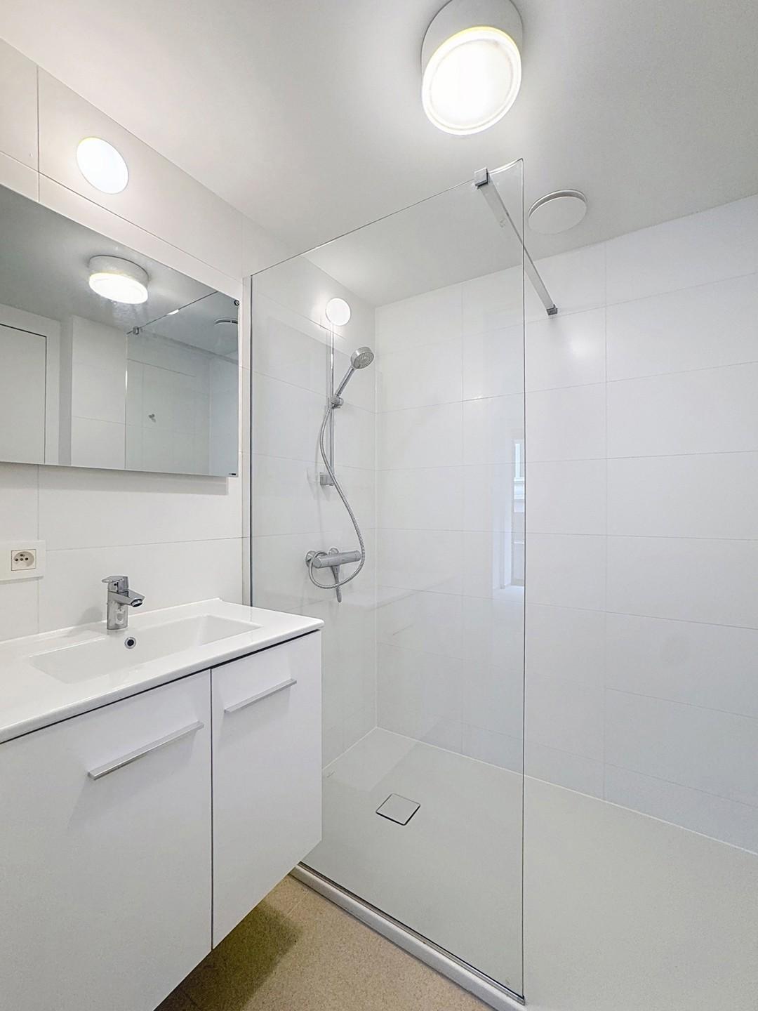 JOURDAN : Bel appartement neuf 2 CH 