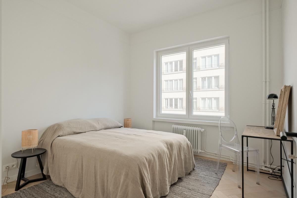 Square Marie Louise - Appartement 113m² rénové 2ch 
