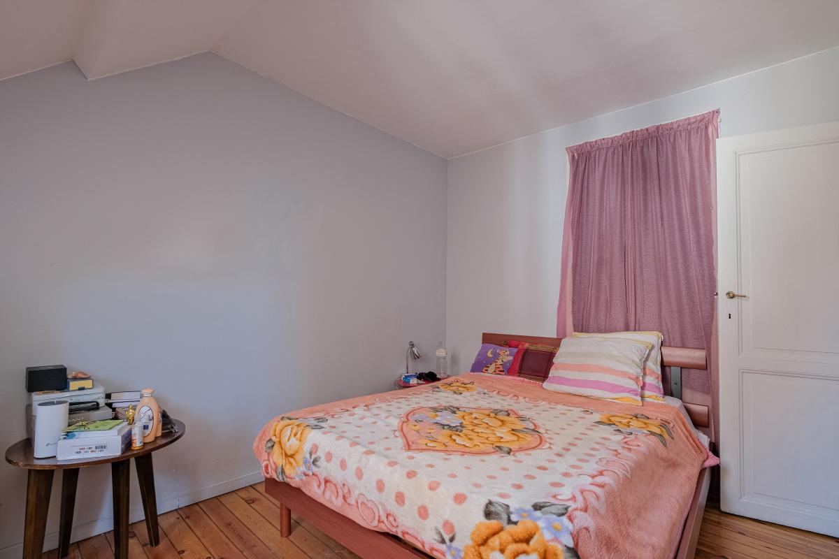 Saint-Gilles : Magnifique maison 4 chambres, cour, parking 