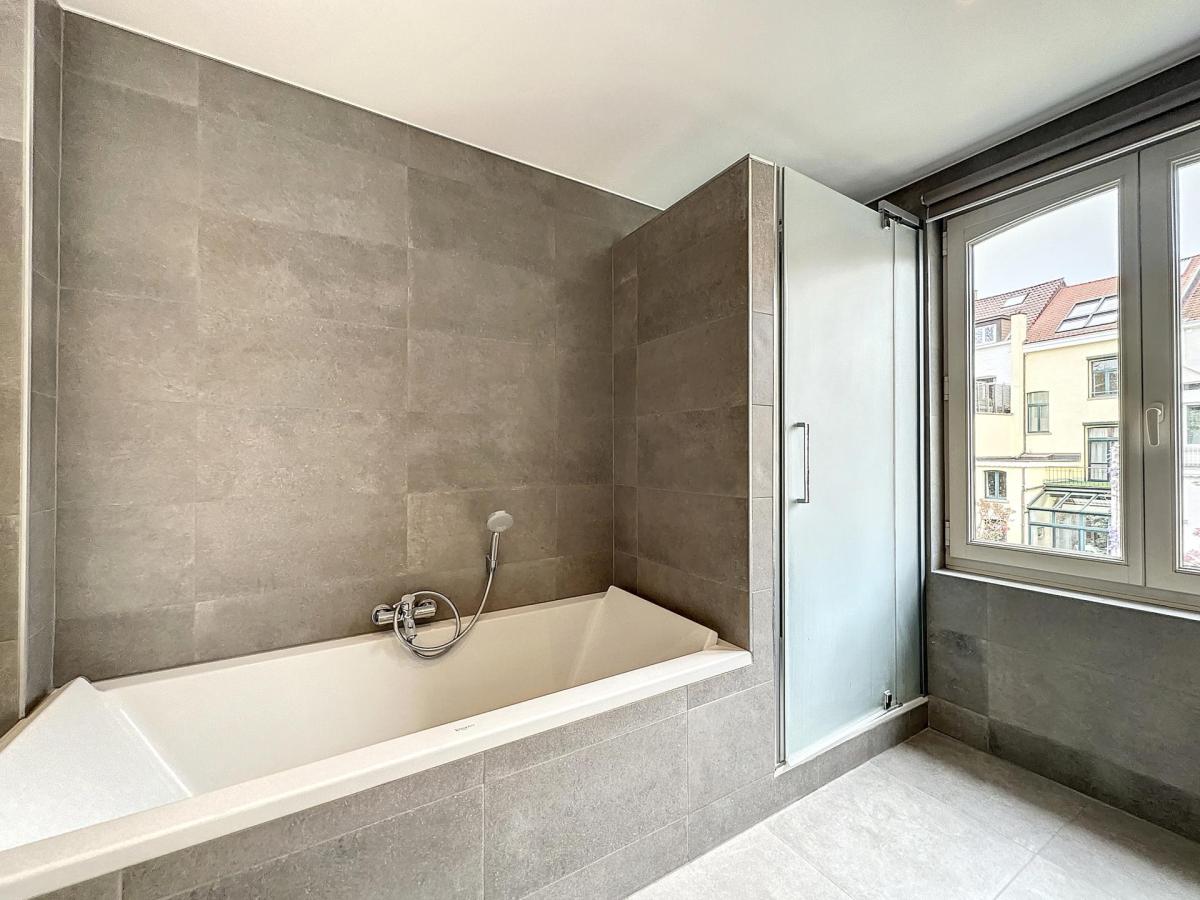 Chatelain/Flagey : Superbe maison 4 chambres + jardin