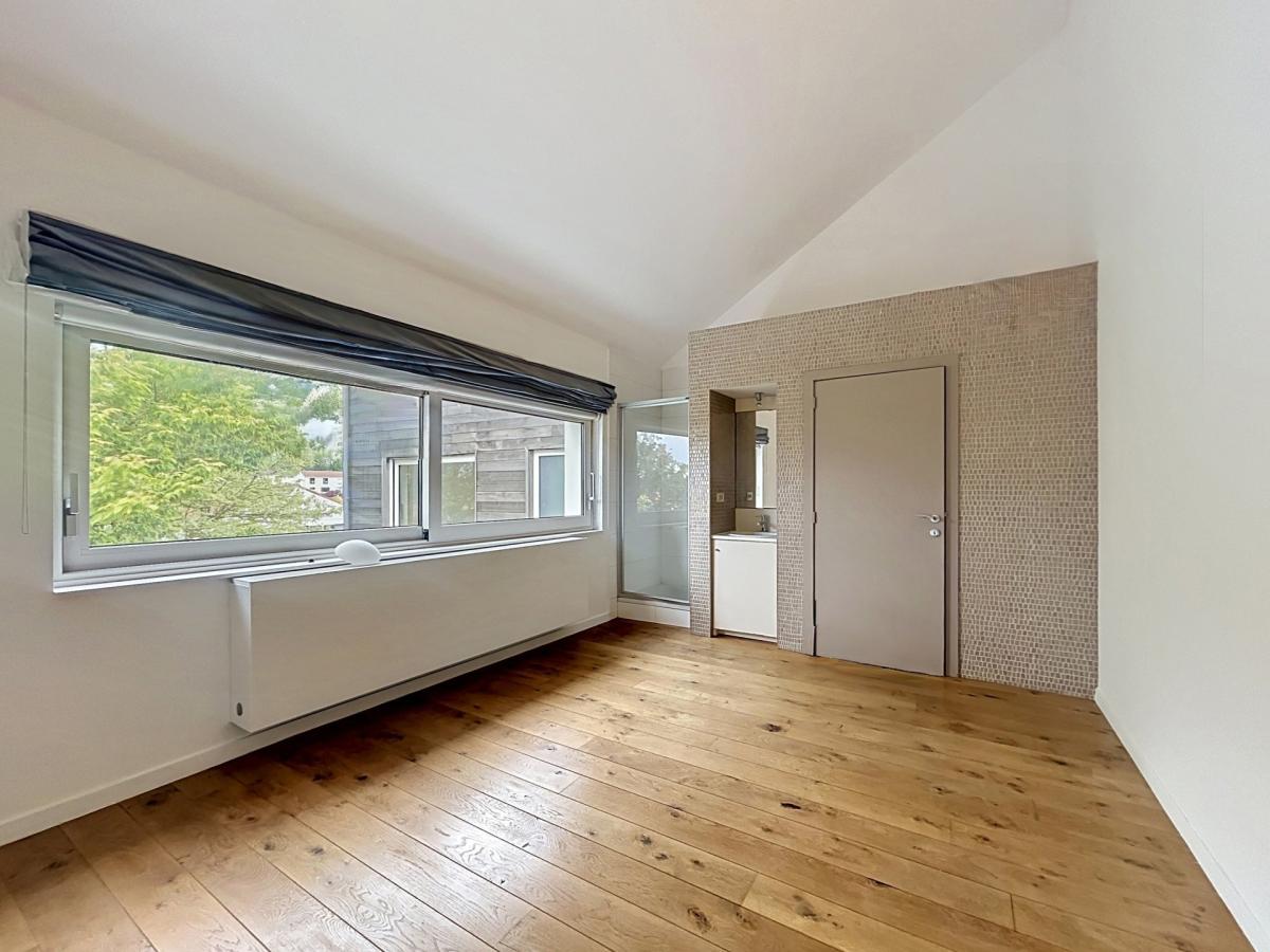 Tervuren : Magnifique villa 4 ch avec jardin et parkings