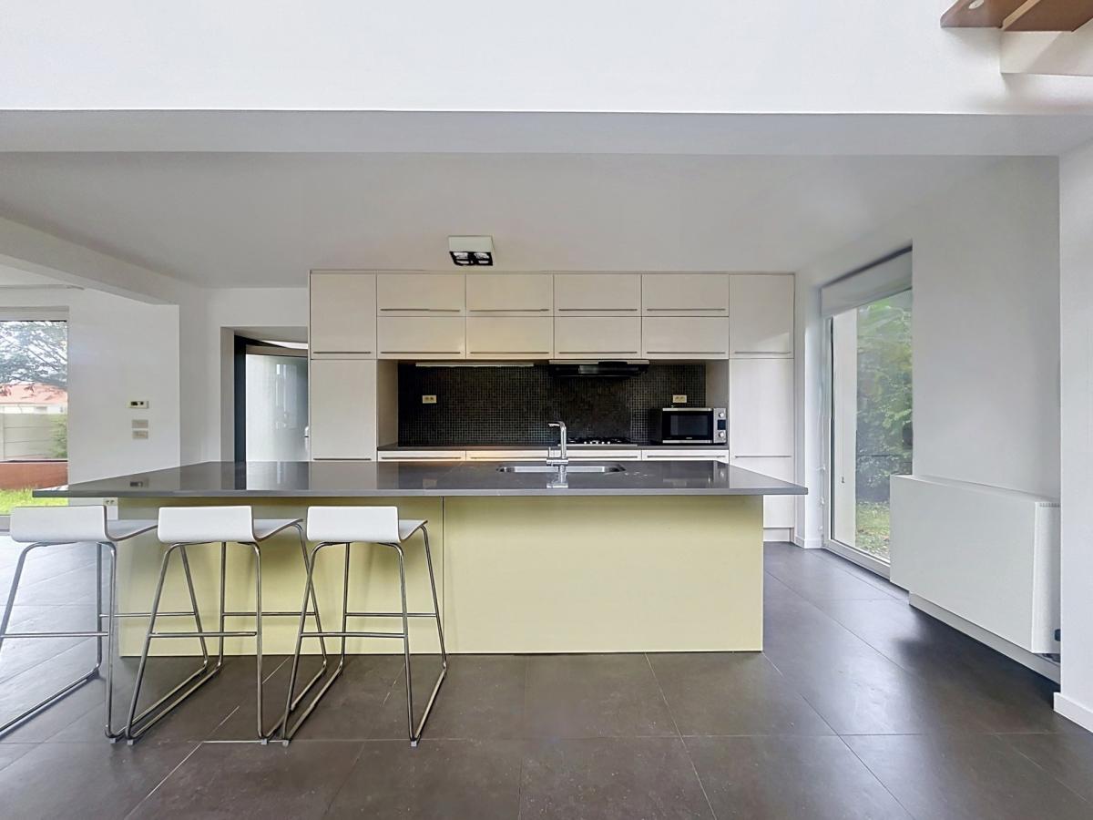Tervuren : Magnifique villa 4 ch avec jardin et parkings