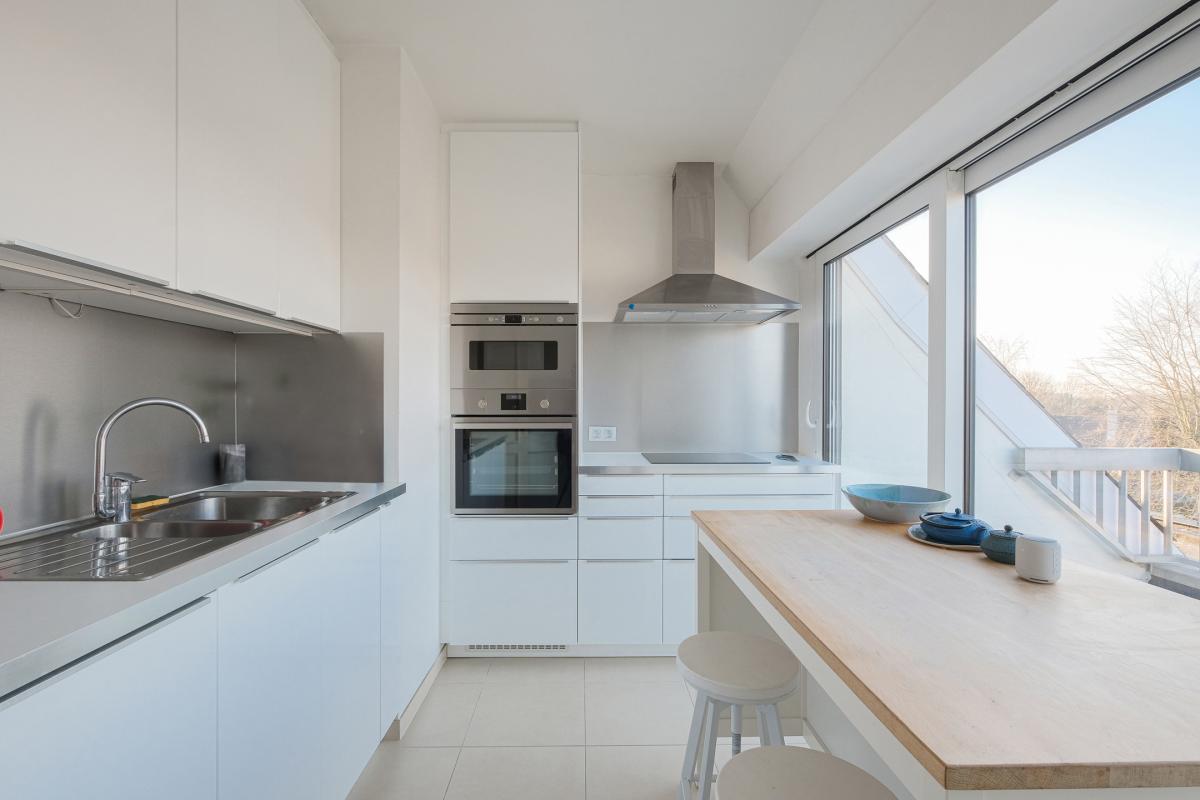 De fré-Wolvendael, penthouse 165m² 3 ch + 8 terrasses 