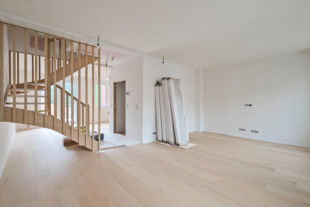 Chatelain/Tenbosch - Lumineux triplex de ± 185 m² + terrasse