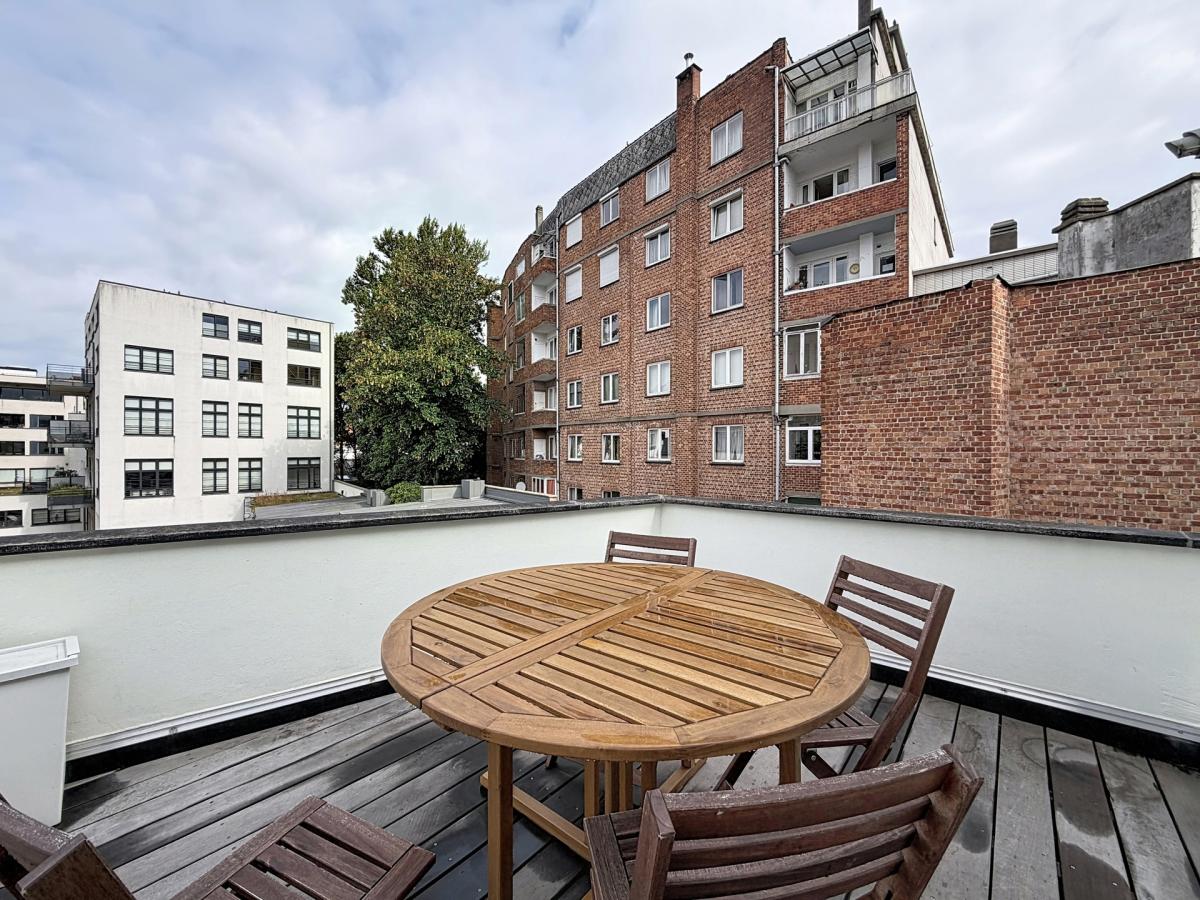 Etangs d'Ixelles : appartement 2 ch + bureau + 2 terrasses
