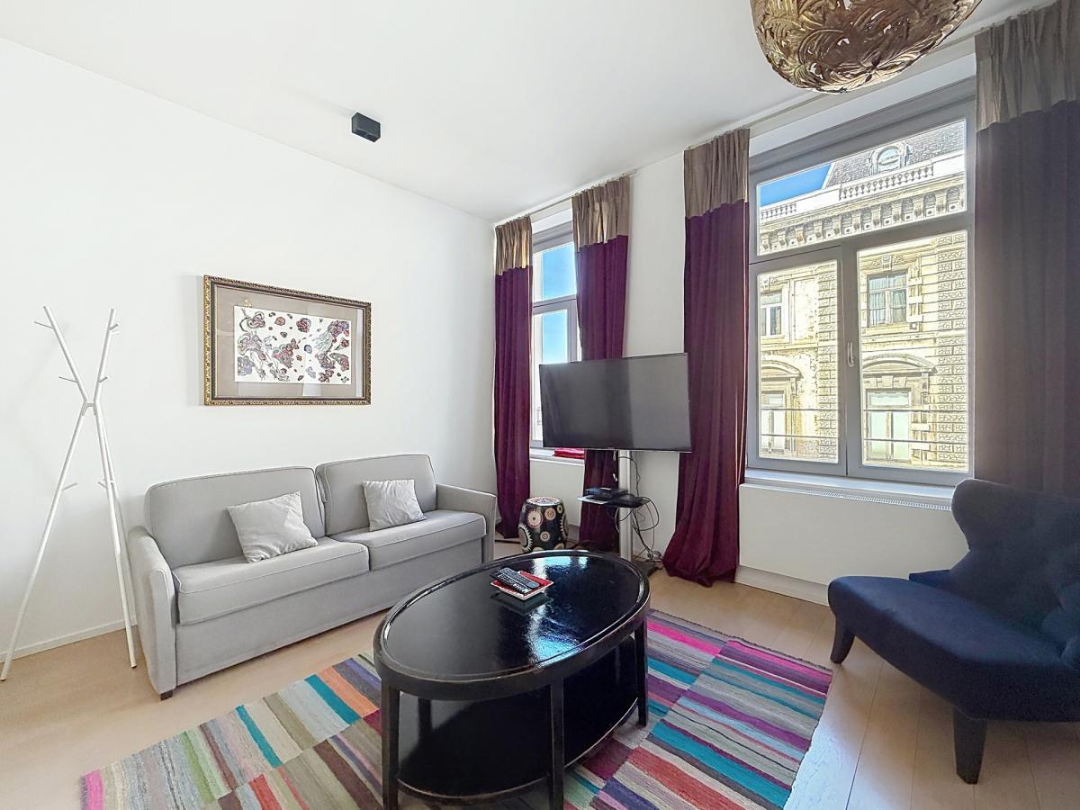 Royale / Congrès : Bel appartement meublé