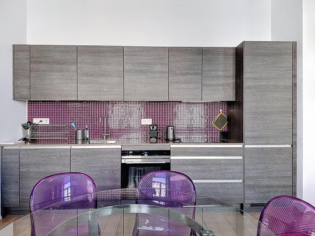 Royale / Congrès : Bel appartement meublé