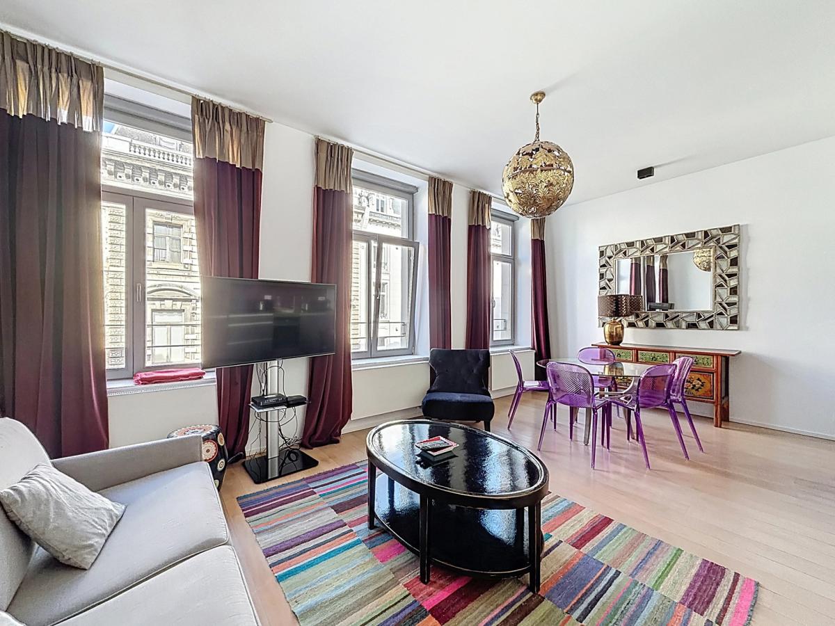 Royale / Congrès : Bel appartement meublé