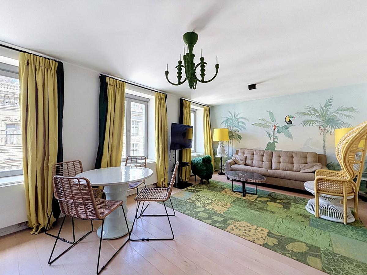 Royale / Congrès : Bel appartement meublé