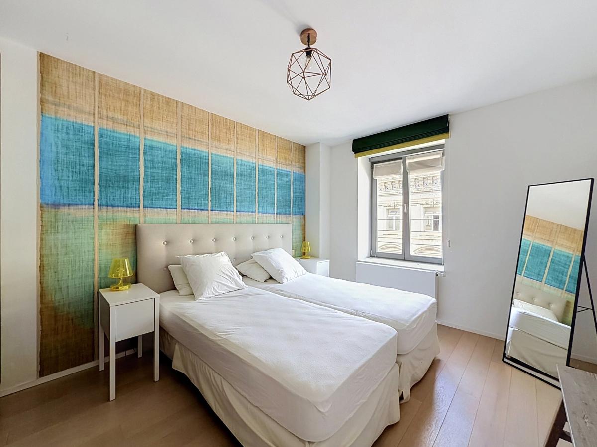 Royale / Congrès : Bel appartement meublé