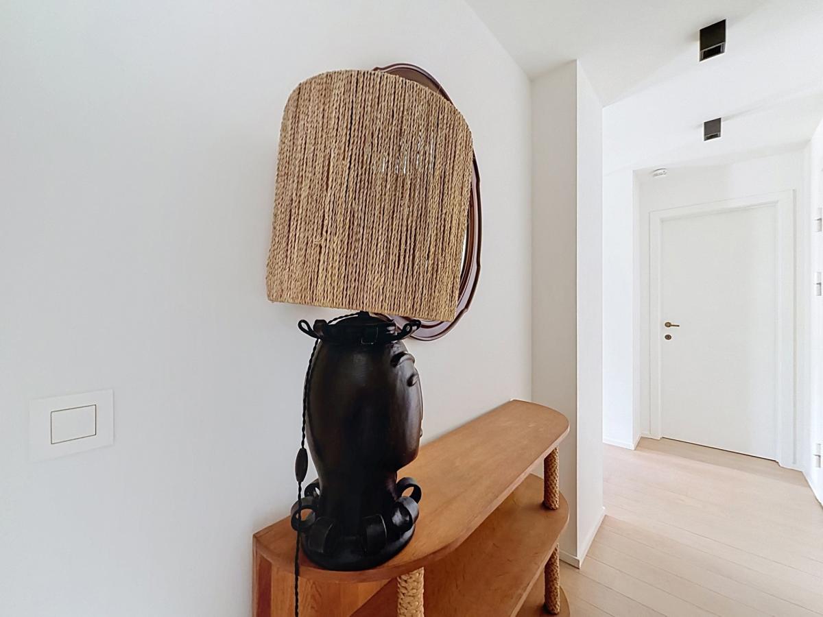 Royale / Congrès : Bel appartement meublé
