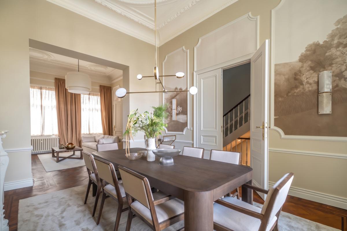 Sq. Marie-Louise : Magnifique maison de maitre 8ch + jardin