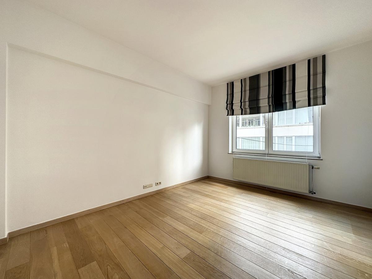 Pl. Brugmann/Châtelain : Superbe duplex 4 chambres 