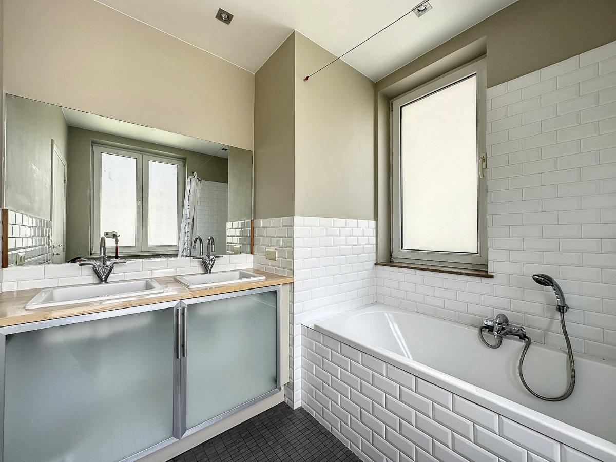 Pl. Brugmann/Châtelain : Superbe duplex 4 chambres 