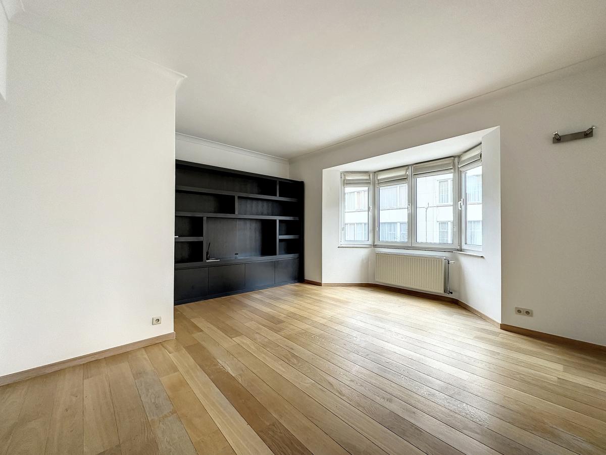 Pl. Brugmann/Châtelain : Superbe duplex 4 chambres 