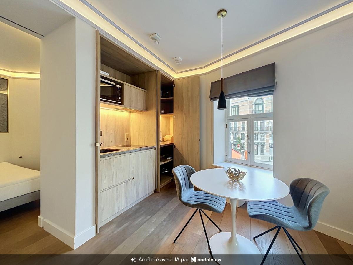 Sablon : Superbe appartement 1 chambre meublé