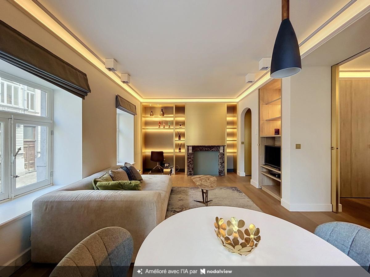 Sablon : Superbe appartement 1 chambre meublé