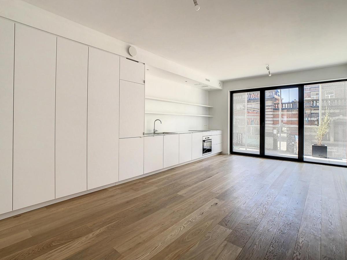 Couronne : Bel appartement récent 1 chambre + terrasse