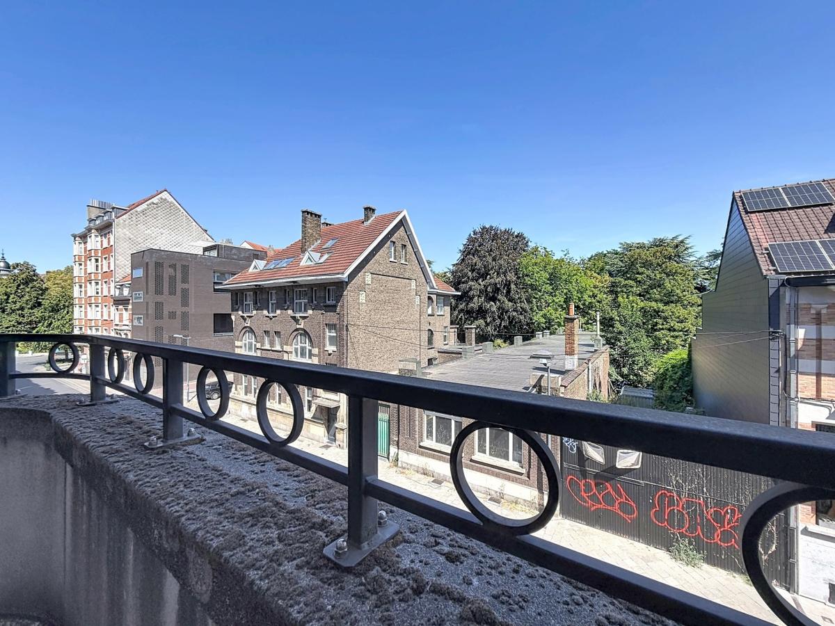 Brugmann Court : Superbe appartement 2 chambres + terrasse