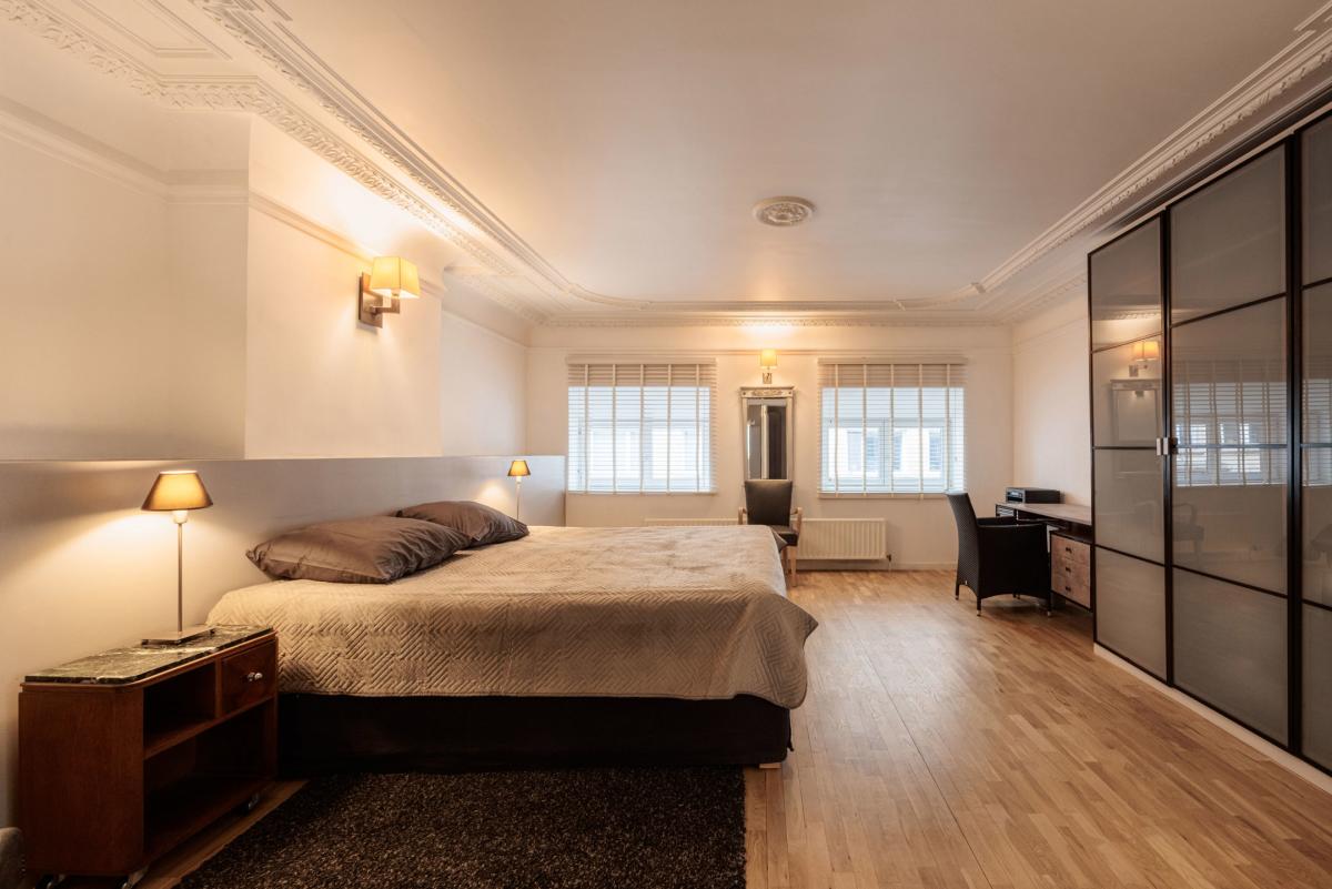 Louise/Bailli - Magnifique duplex de ± 170 m² bruts + jardin
