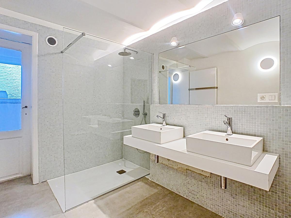 Fernand Neuray : Sublime duplex avec une grande terrasse