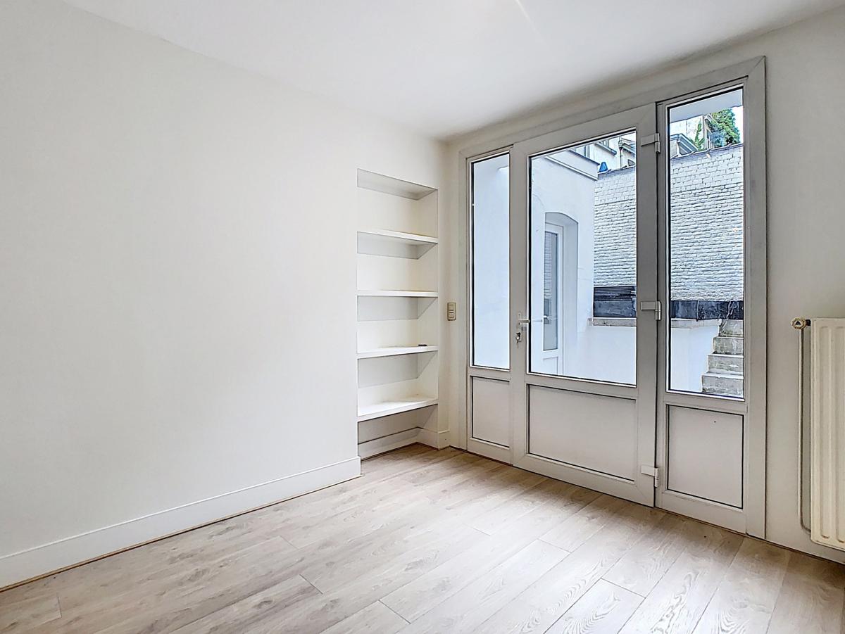 Fernand Neuray : Sublime duplex avec une grande terrasse