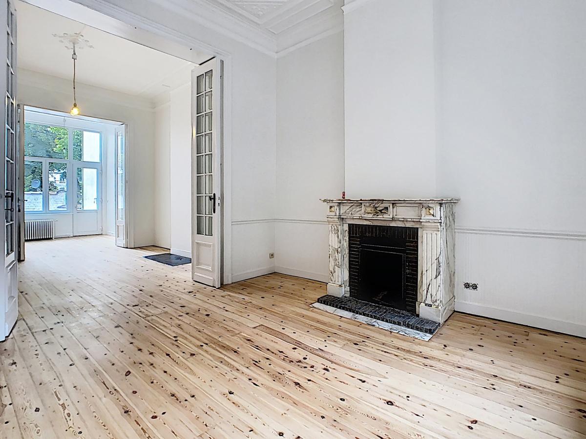 Fernand Neuray : Sublime duplex avec une grande terrasse