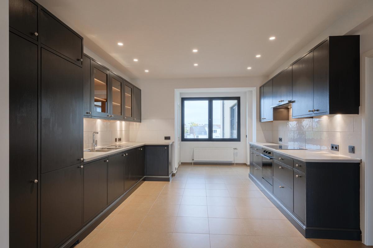 Louise, jardin du Roi, spacieux appartement de 205 m2