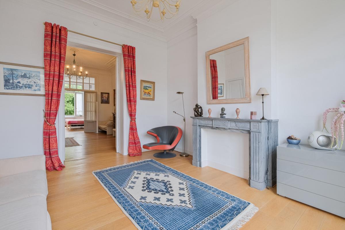 Place Brugmann, sublime triplex 3 ch  rénové avec terrasse
