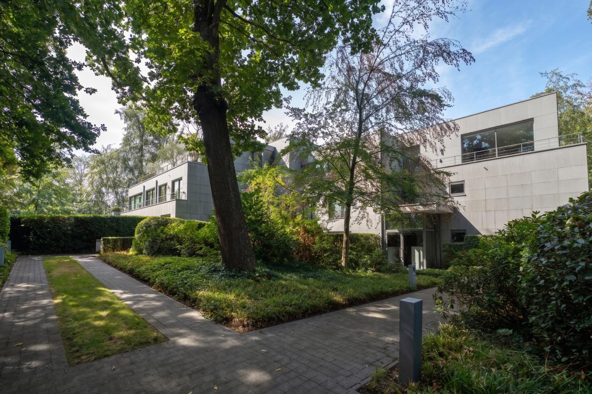 Uccle, superbe penthouse avec spacieuse terrasse - piscine