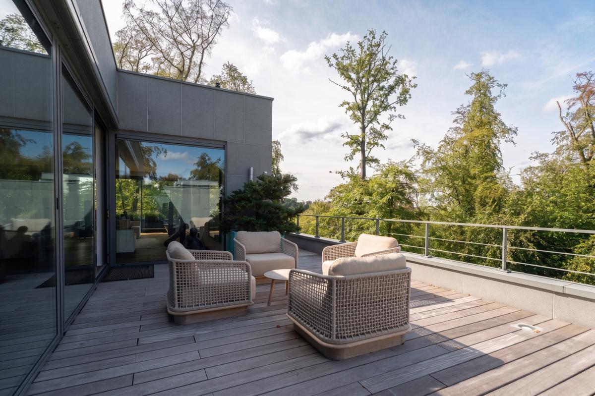 Uccle, superbe penthouse avec spacieuse terrasse - piscine