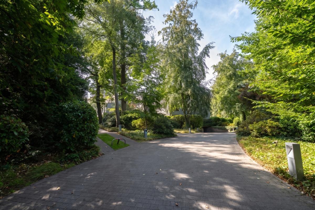 Uccle, superbe penthouse avec spacieuse terrasse - piscine