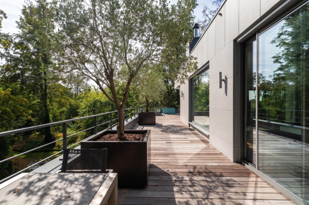 Uccle, superbe penthouse avec spacieuse terrasse - piscine