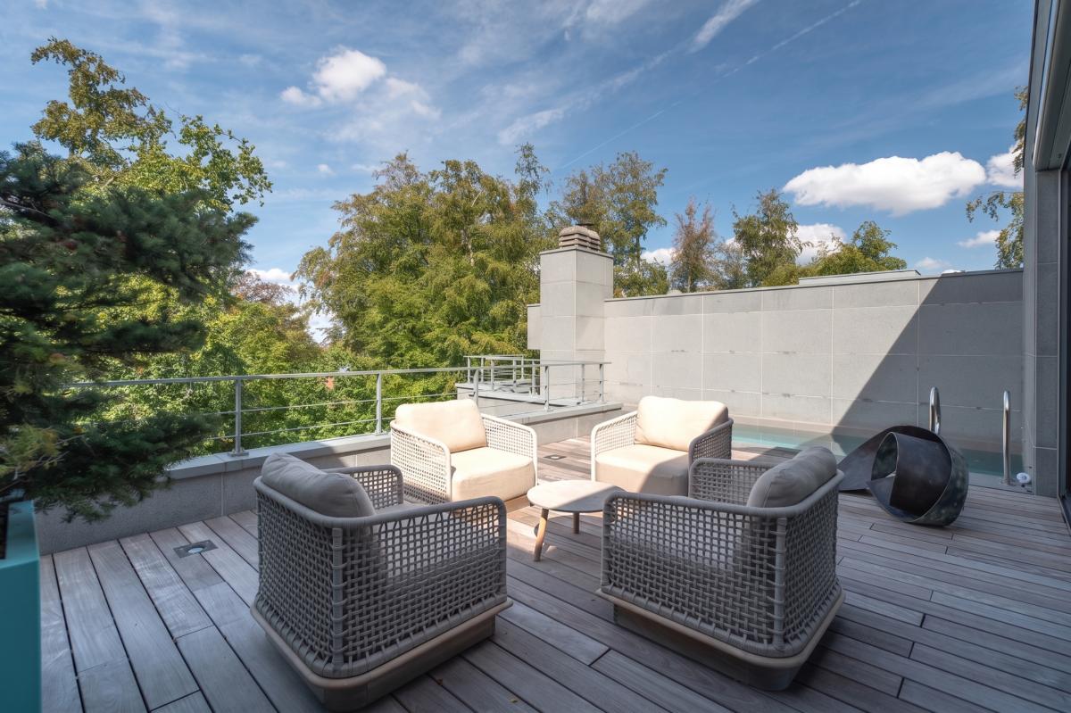 Uccle, superbe penthouse avec spacieuse terrasse - piscine