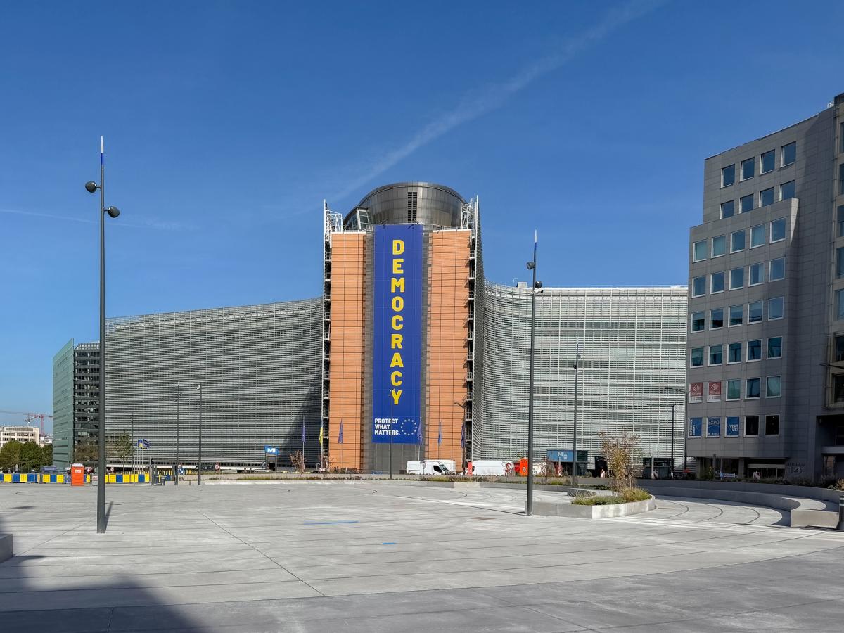 Cinquantenaire: magnifique appt 2020, terrasse et parking 