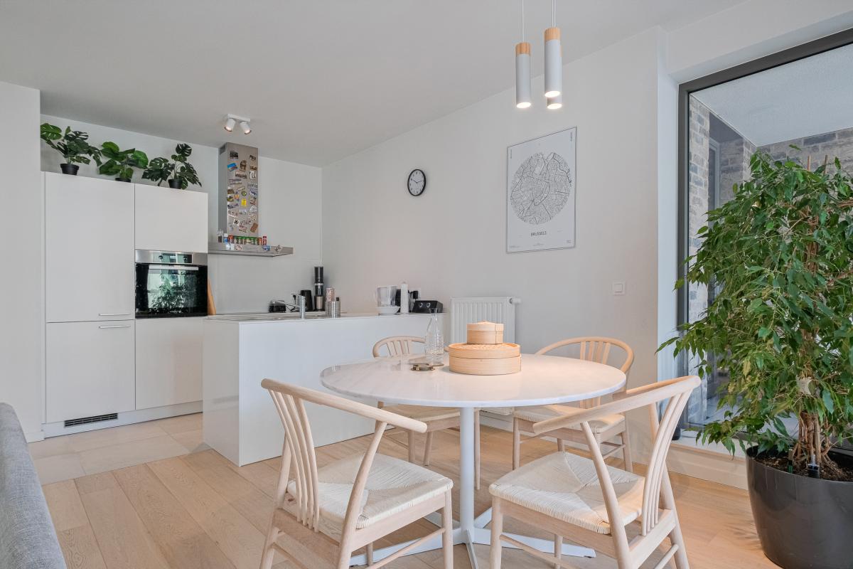 Cinquantenaire: magnifique appt 2020, terrasse et parking 