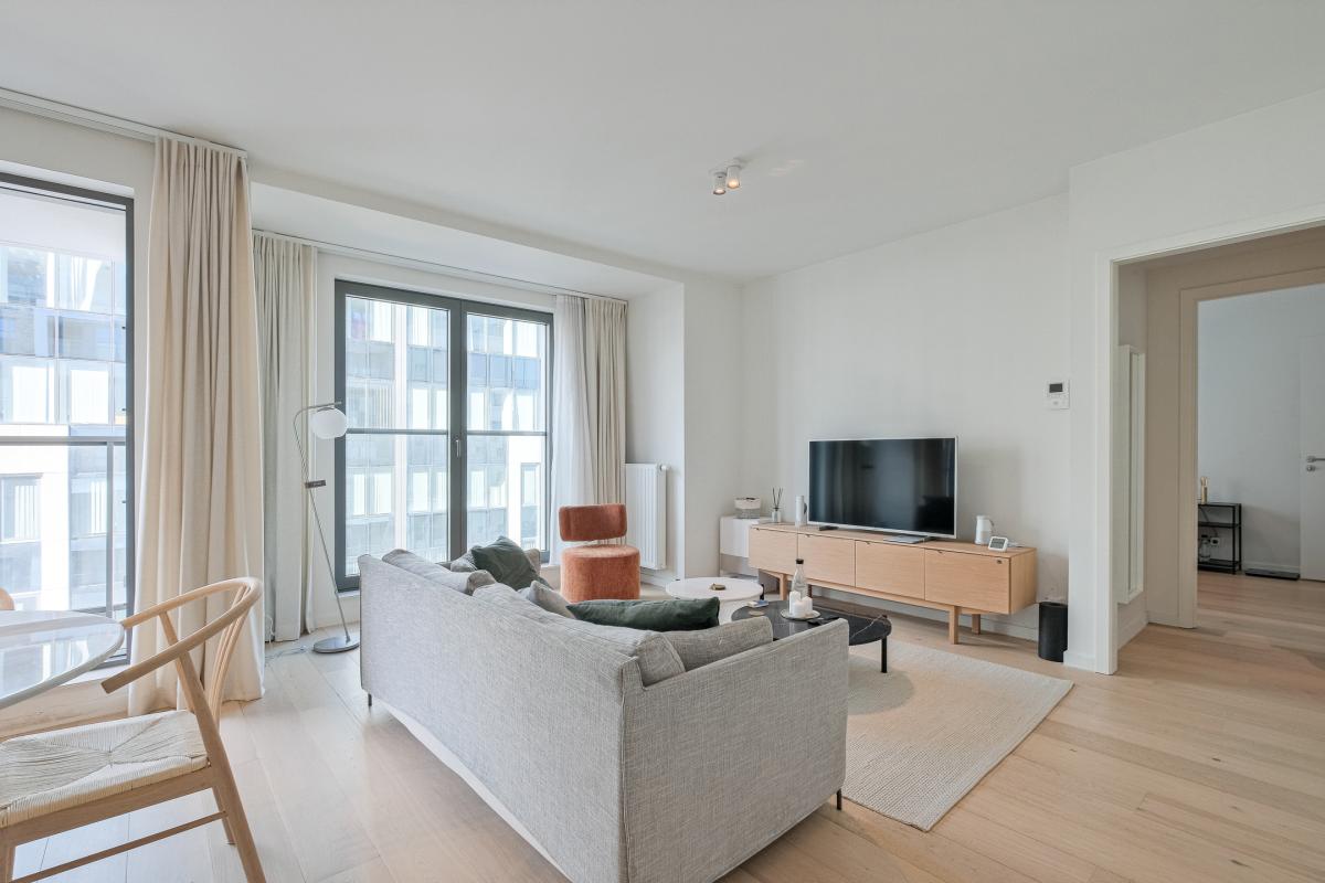 Cinquantenaire: magnifique appt 2020, terrasse et parking 