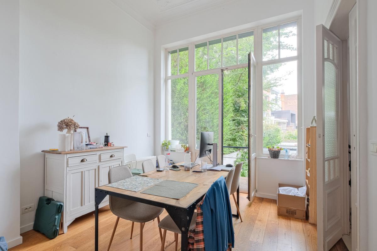 Place Brugmann - Magnifique immeuble de rapport (4unités).