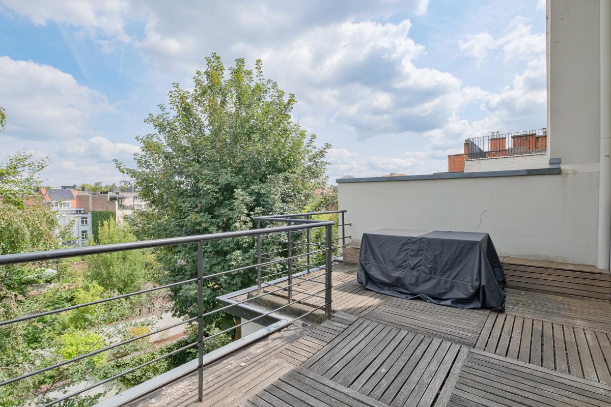 Place Brugmann - Magnifique immeuble de rapport (4unités).