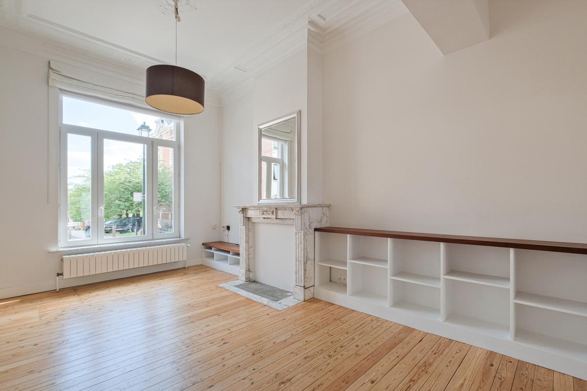 Uccle, Ravissante maison rénovée 5 ch avec jardin